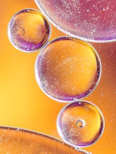 troppi attivi skincare concetto molecola trattamento estetico